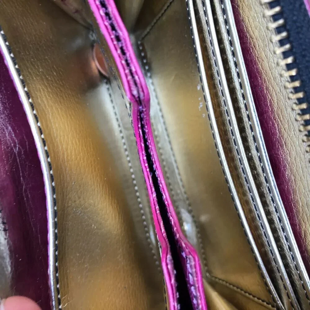 STELLA & DOT Faux Snakeskin Wallet Womens Zip Around Clutch 6" x 3.5"​​​ - Picture 9 of 11